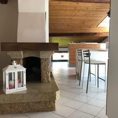 La Mansarda Di Albate Holiday home *